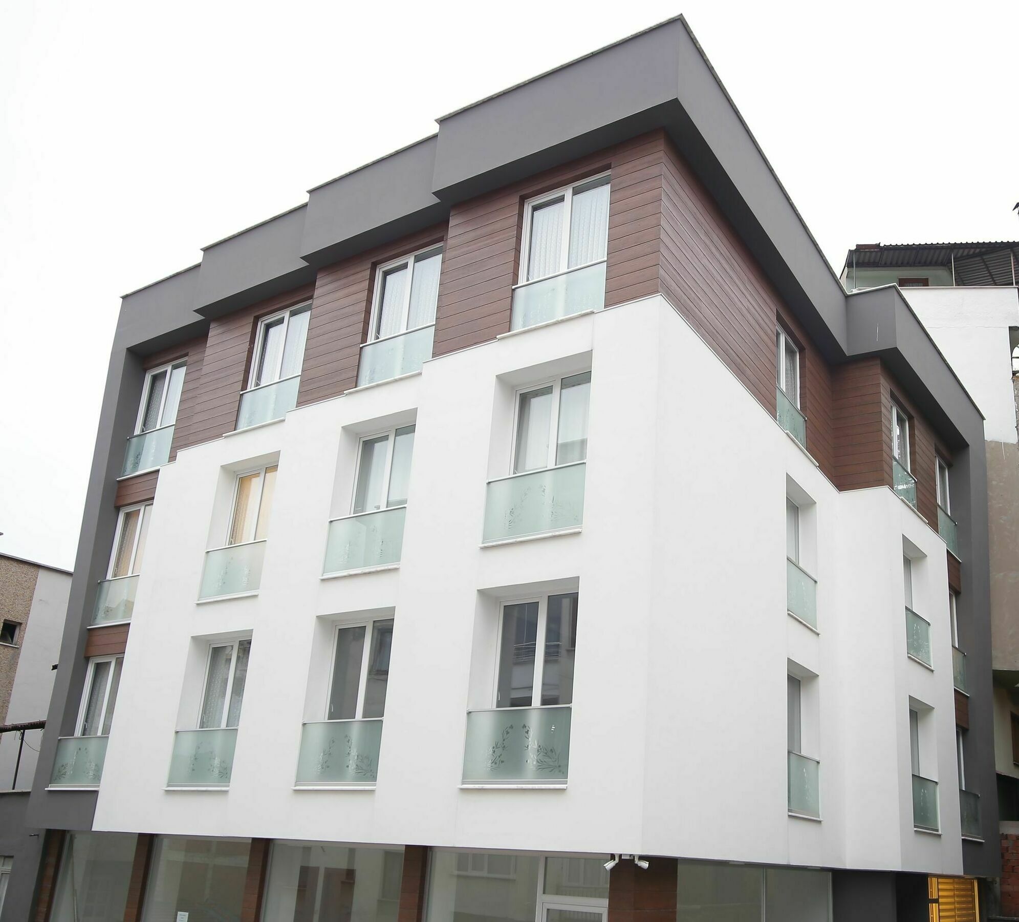 Central Vip Apartments Трабзон Экстерьер фото